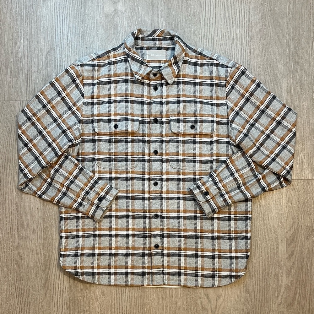 Everlane Plaid Casual Button Up Shirt